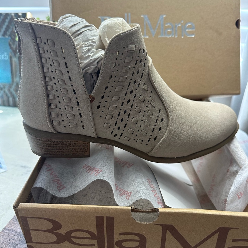 Bella Marie Essie Sand Color